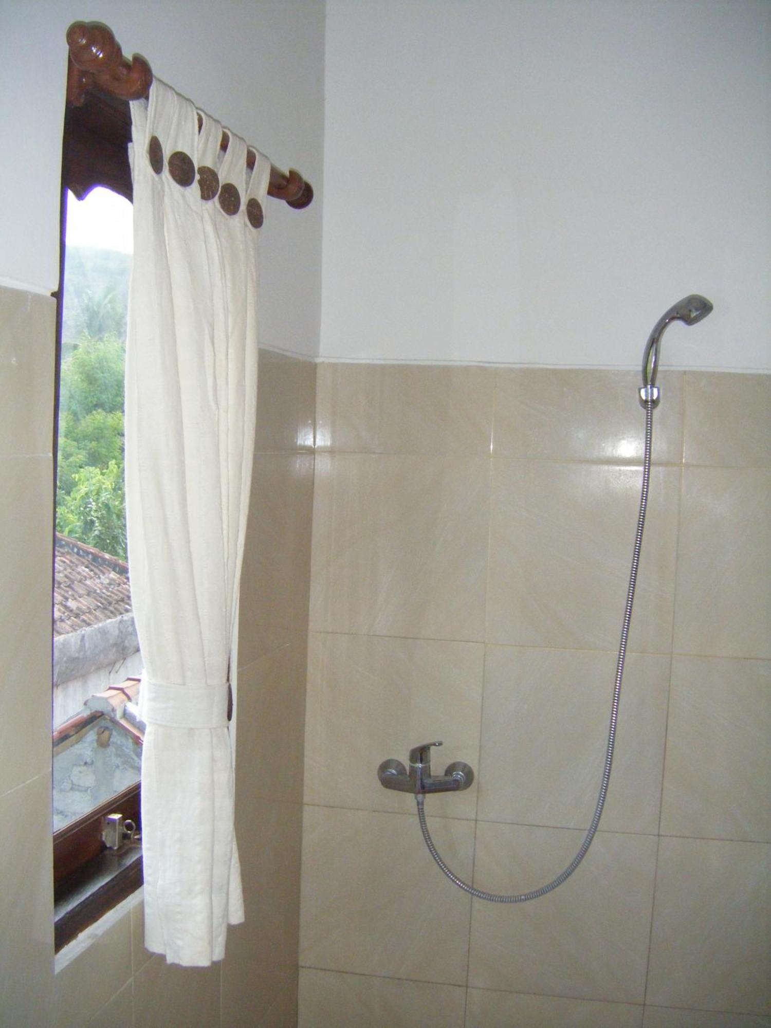 Bubu Racok Homestay Amed  Ngoại thất bức ảnh