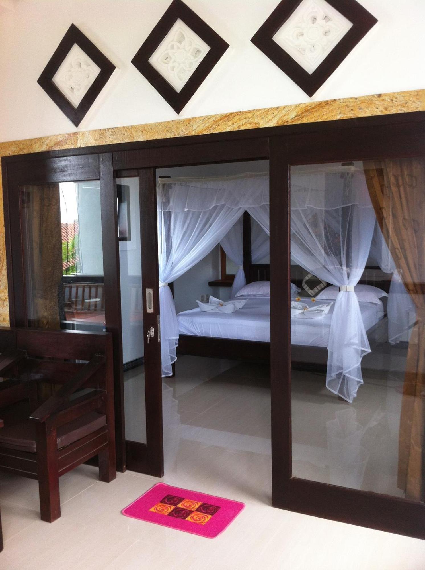 Bubu Racok Homestay Amed  Phòng bức ảnh